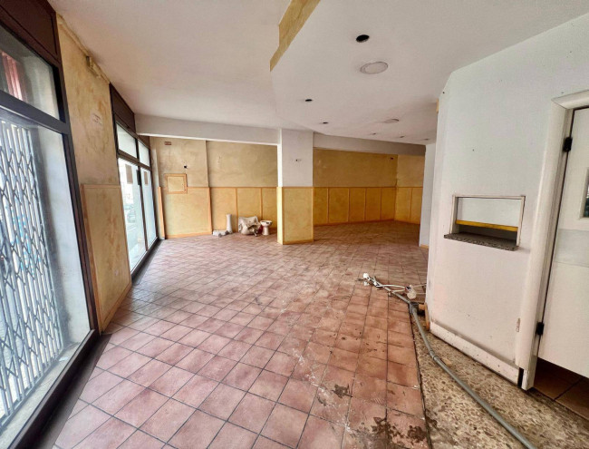 Locale commerciale in affitto a Campobasso
