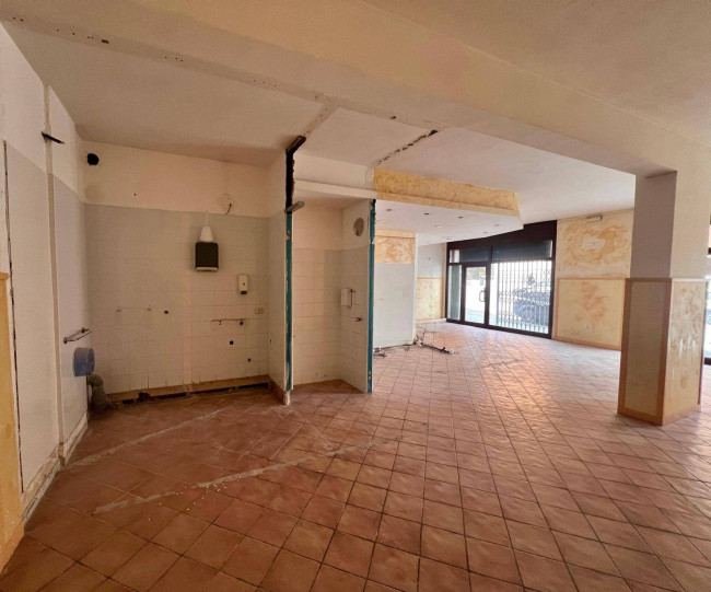 Locale commerciale in affitto a Campobasso