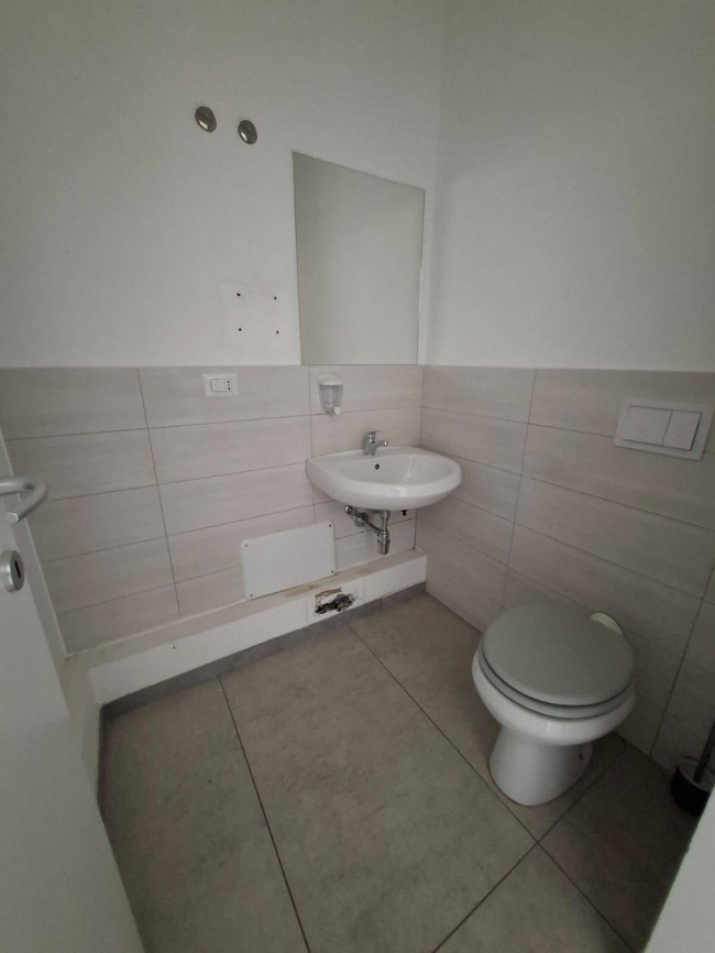 Locale commerciale in affitto a Campobasso