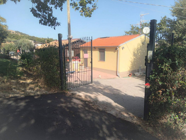 Villa in vendita a Guardialfiera