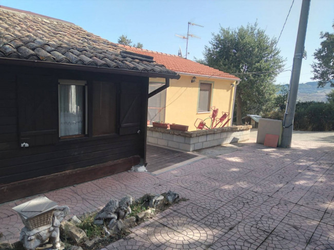 Villa in vendita a Guardialfiera
