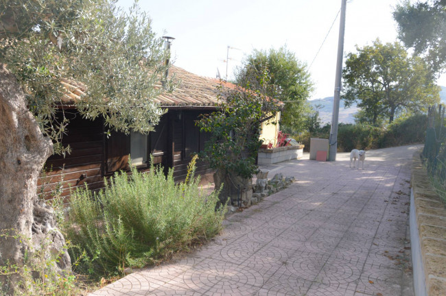 Villa in vendita a Guardialfiera