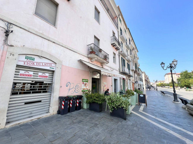 Locale commerciale in affitto a Campobasso