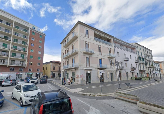 Locale commerciale in affitto a Campobasso