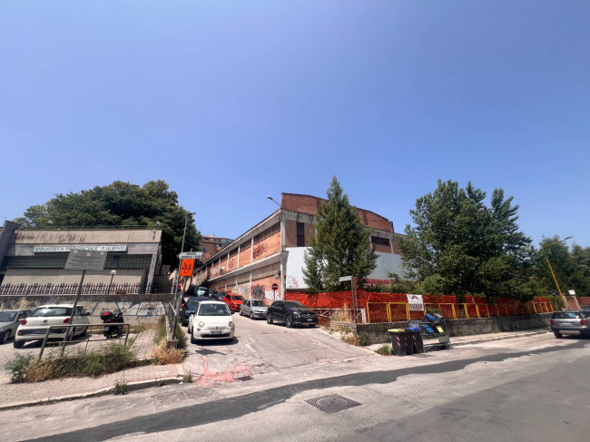 Locale commerciale in vendita a Campobasso