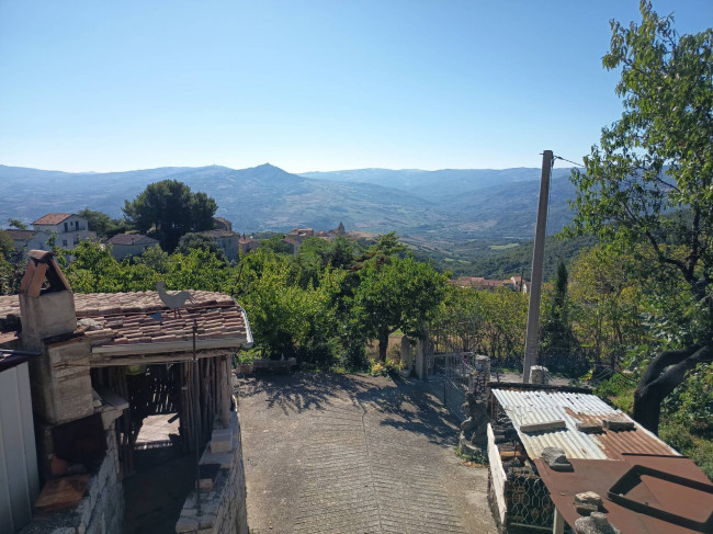 Villa bifamiliare in vendita a Castelbottaccio