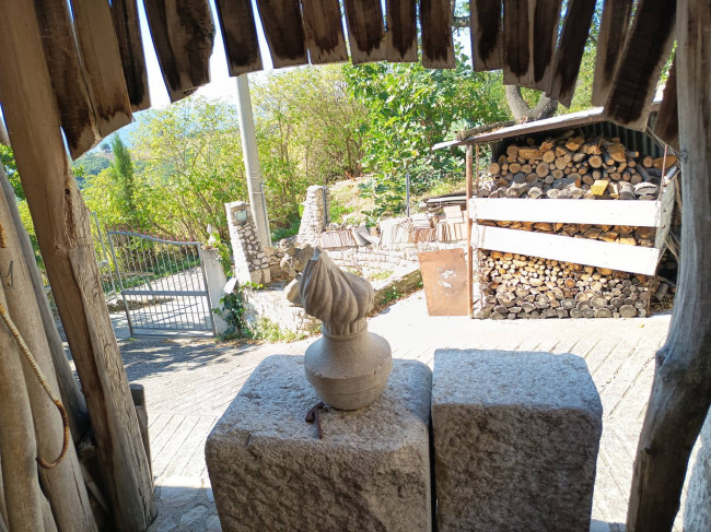 Villa bifamiliare in vendita a Castelbottaccio