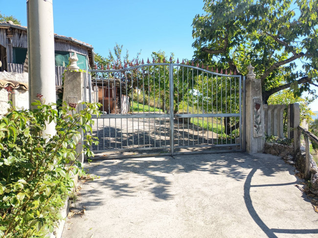 Villa bifamiliare in vendita a Castelbottaccio