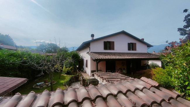 Villette a schiera in vendita a Vinchiaturo