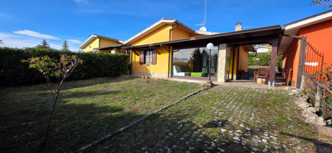 Casa indipendente in vendita a Vinchiaturo