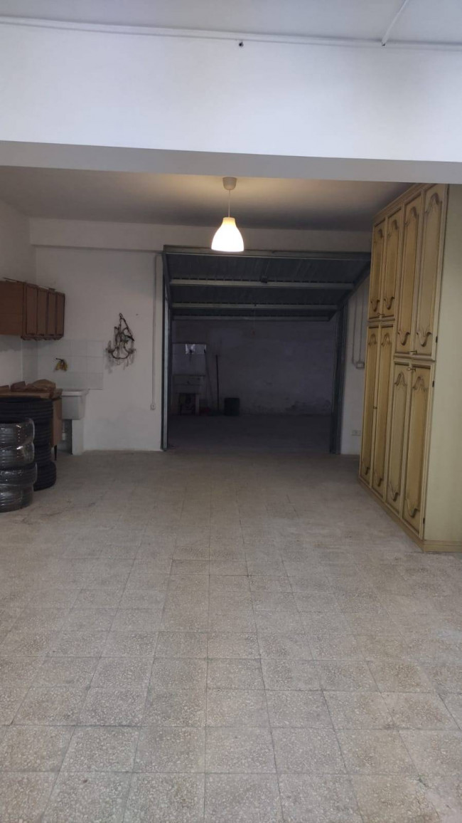 Box o garage in vendita a Campobasso