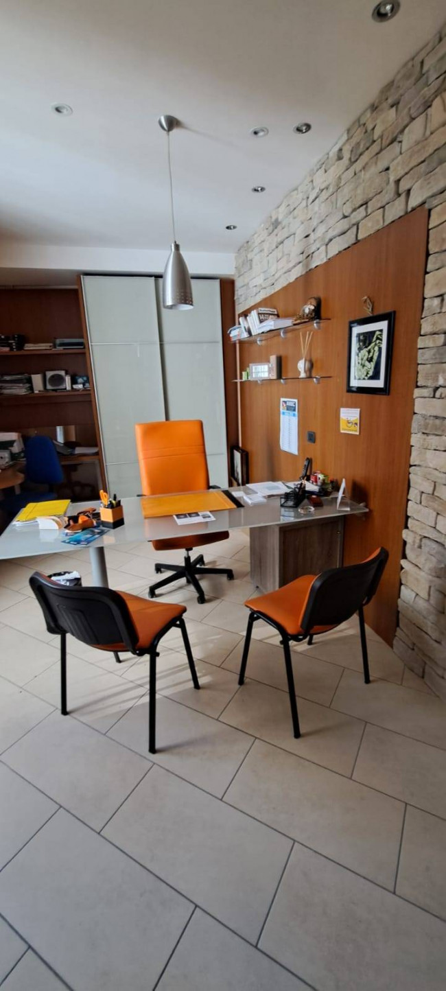 Locale commerciale in vendita a Campobasso