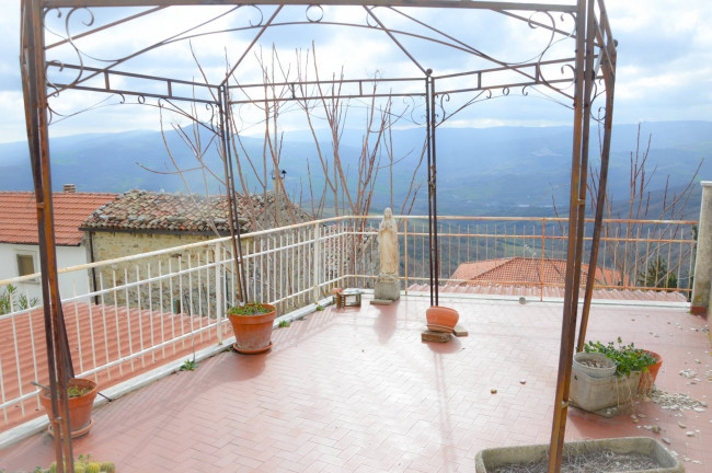 Cielo Terra in vendita a Castelbottaccio