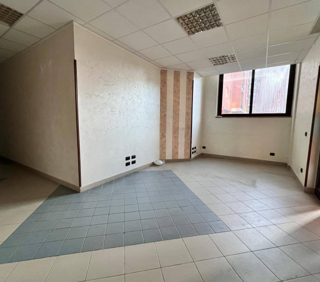 Locale commerciale in affitto a Campobasso