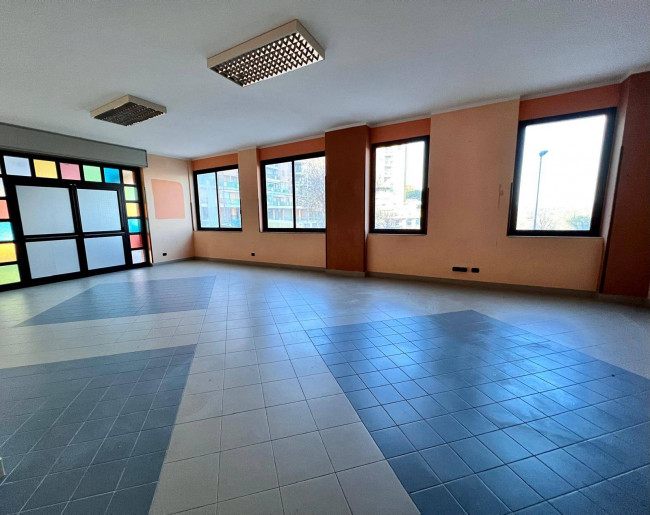 Locale commerciale in affitto a Campobasso