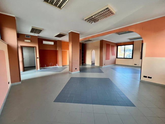 Locale commerciale in affitto a Campobasso