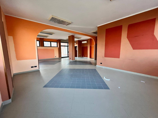 Locale commerciale in affitto a Campobasso