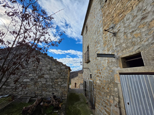 Cielo Terra in vendita a Castelbottaccio
