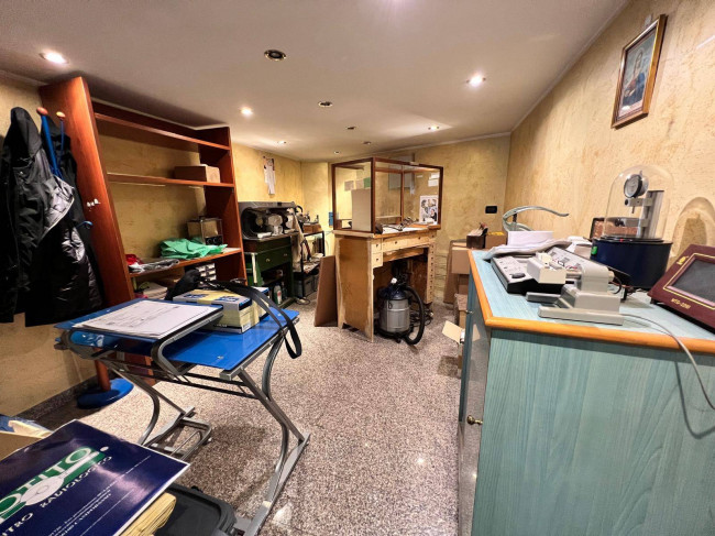 Locale commerciale in affitto a Campobasso