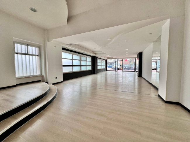 Locale commerciale in affitto a Campobasso