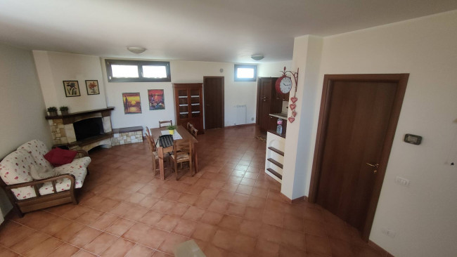 Villa bifamiliare in vendita a Ripalimosani