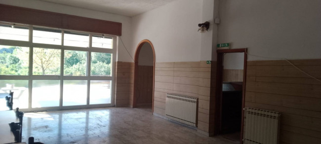 Locale commerciale in affitto a Castropignano