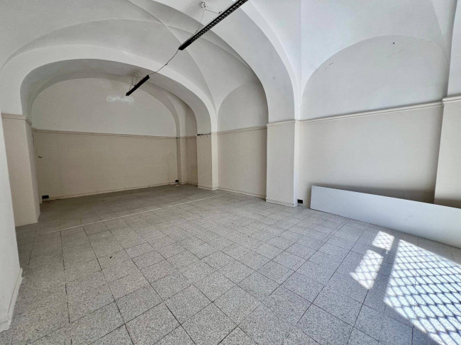 Locale commerciale in affitto a Campobasso