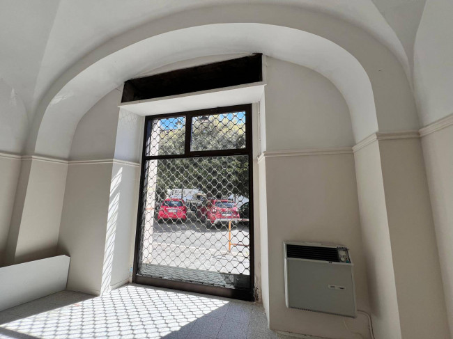 Locale commerciale in affitto a Campobasso