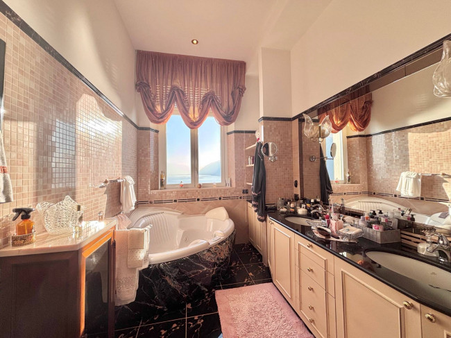  for sale in Lugano