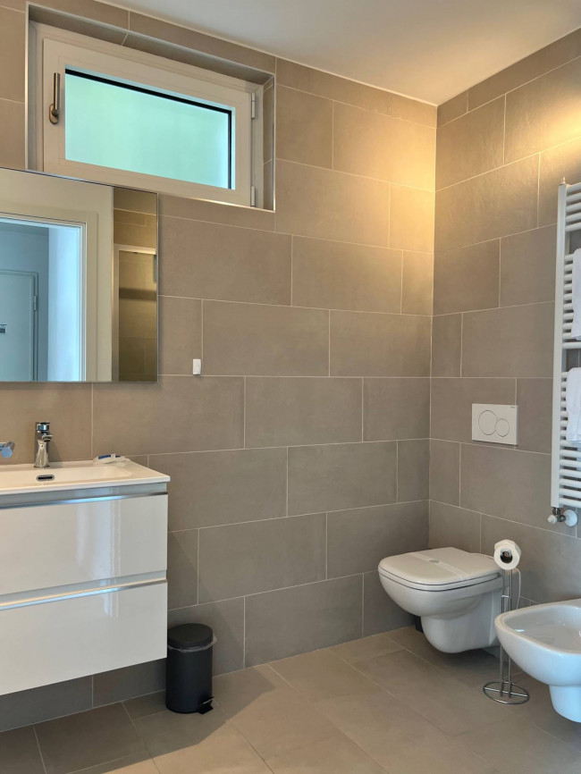  for sale in Collina d'Oro