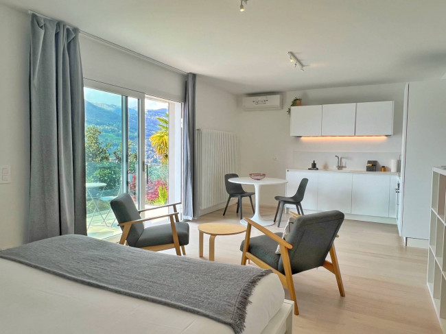 for sale in Collina d'Oro