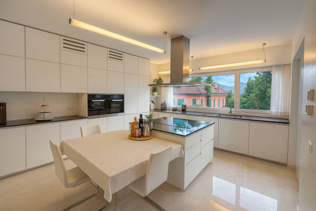 Villa singola in vendita a Lugano