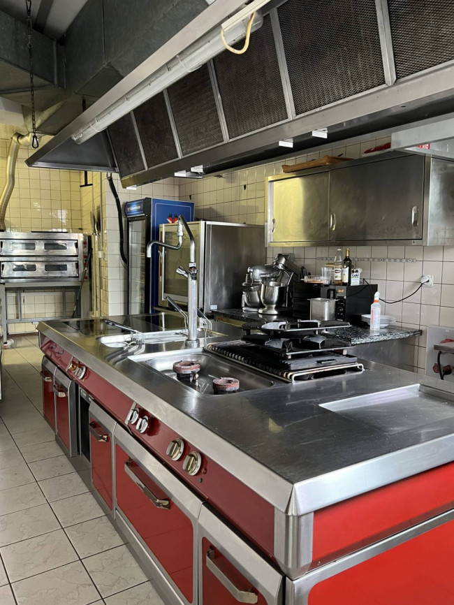 Hotel in vendita a Brusino Arsizio