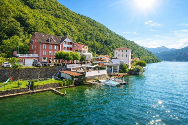 Hotel in vendita a Brusino Arsizio