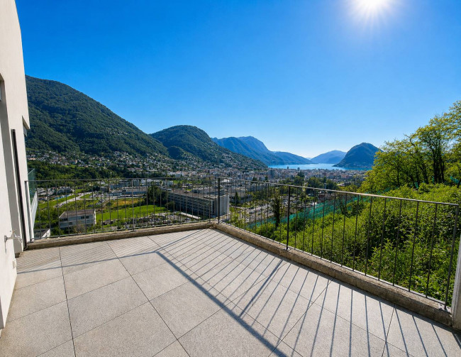 Apartment for sale in Canobbio