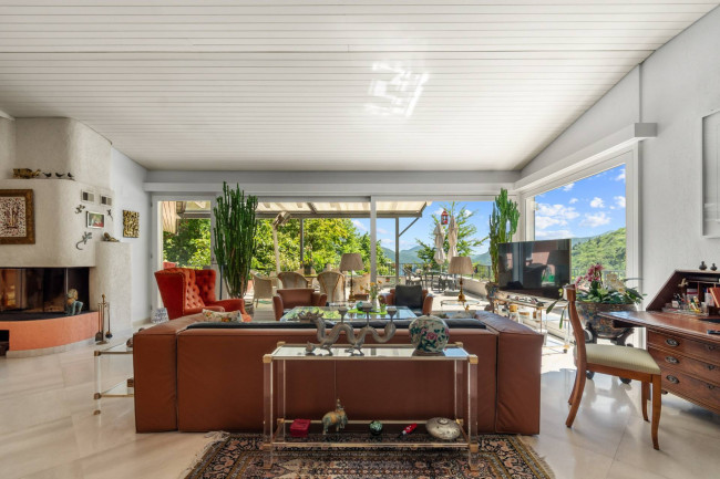 Casa / Villa in vendita a Curio