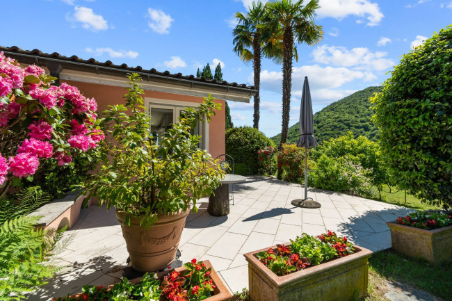 Casa / Villa in vendita a Curio