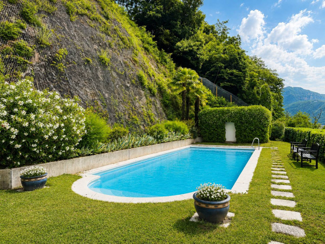 Apartment for sale in Morcote