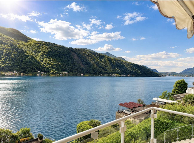 Apartment for sale in Morcote