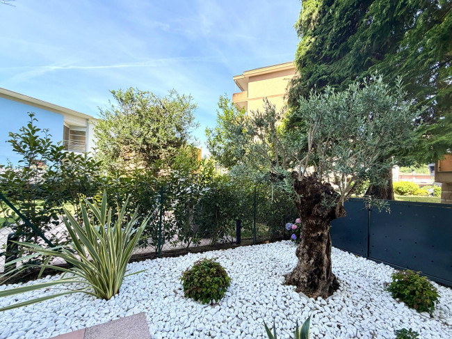 Apartment for sale in Canobbio