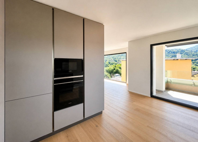 Apartment for sale in Canobbio