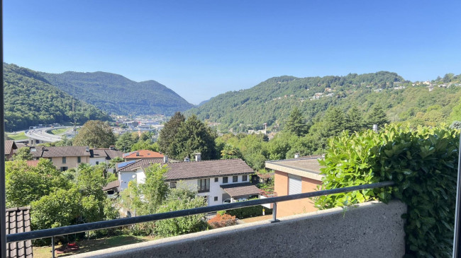 Casa / Villa in vendita a Collina d'Oro
