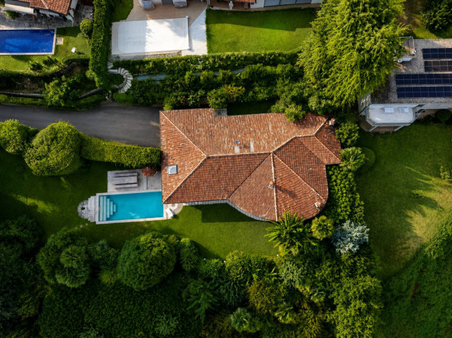 Villa singola in vendita a Savosa