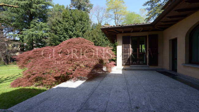 Villa in vendita a Varese (VA)