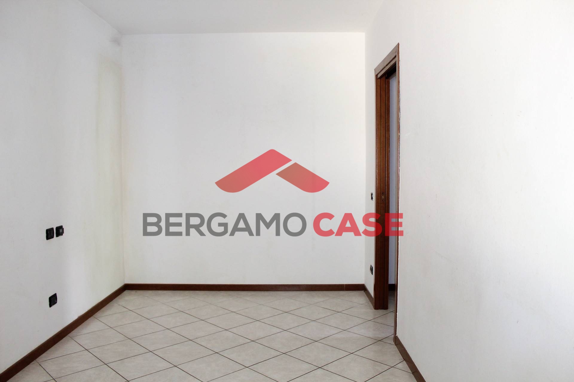 Appartamento BERGAMO vendita  Campagnola  Bergamo Case