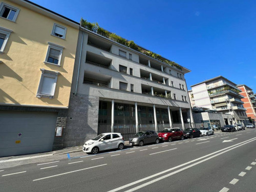 Ufficio in vendita a San Giorgio, Bergamo (BG)