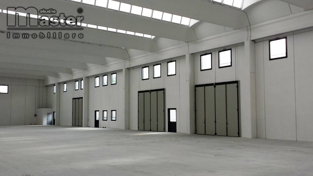 Capannone Commerciale TREVISO affitto  Monigo  Studio Master Immobiliare ag.Paese