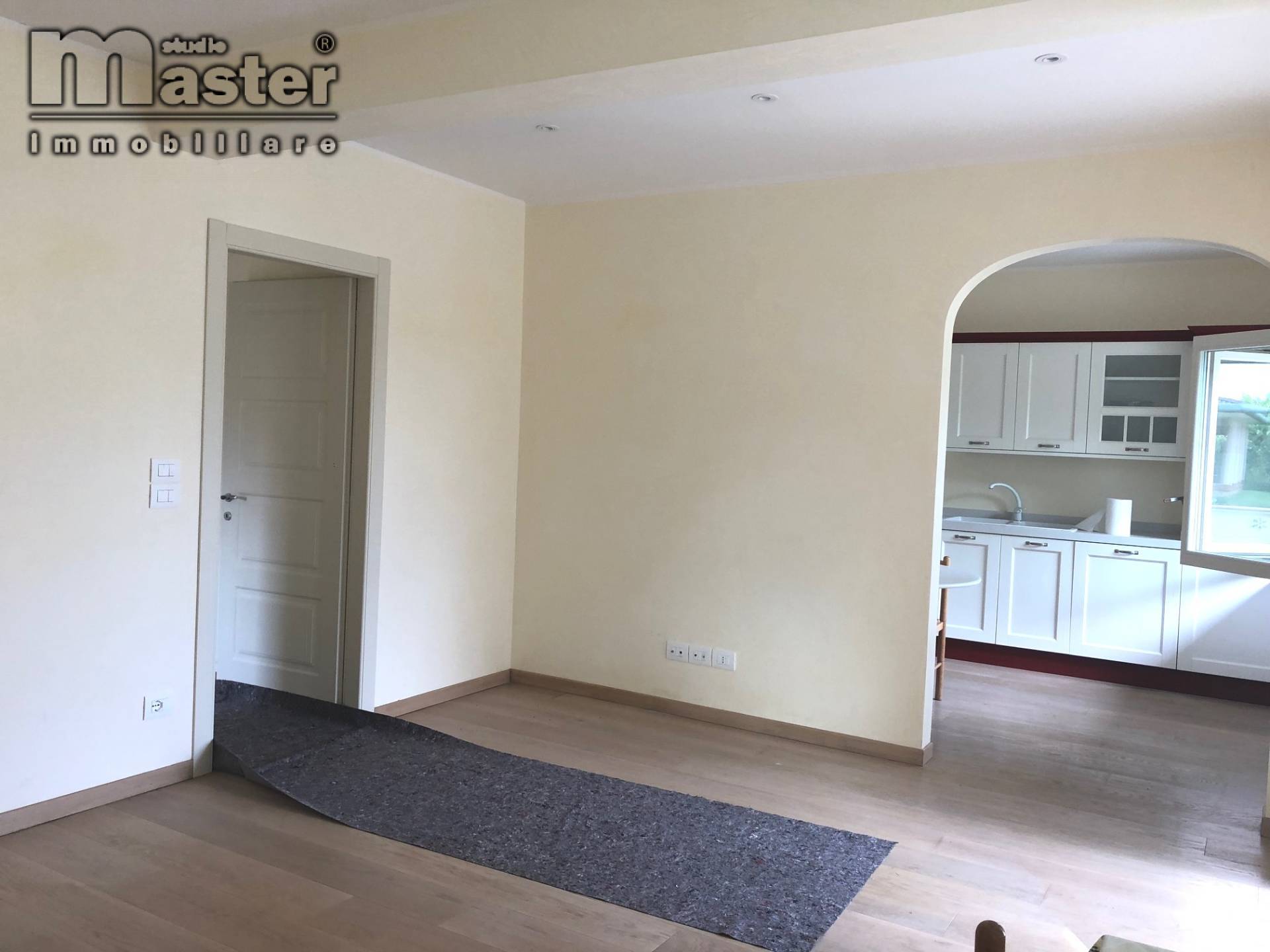  paese vendita quart: centro studio master immobiliare ag.paese