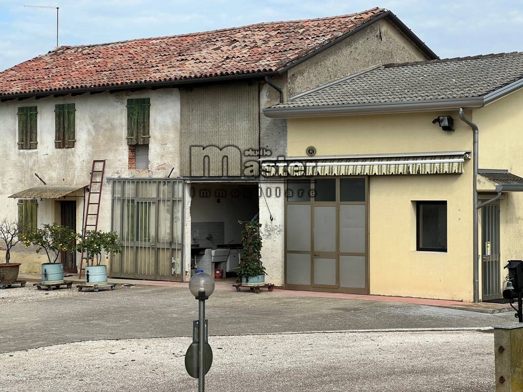 Rustico/Casale in Vendita a Treviso