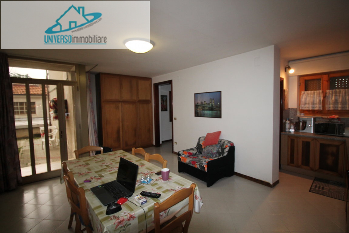 Villa Unifamiliare - Indipendente COLLI DEL TRONTO vendita    Universo Immobiliare